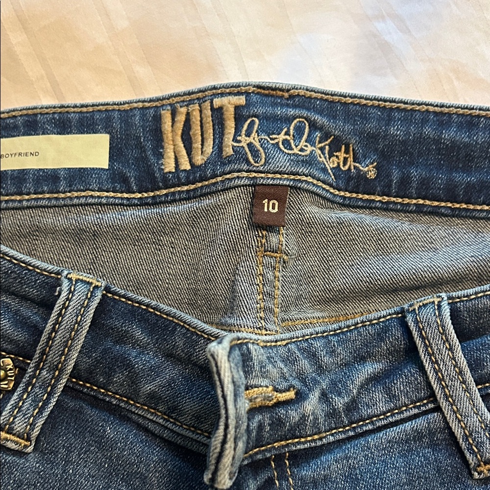 Kut from the Kloth Women's Straight Leg Jeans - Medium Blue